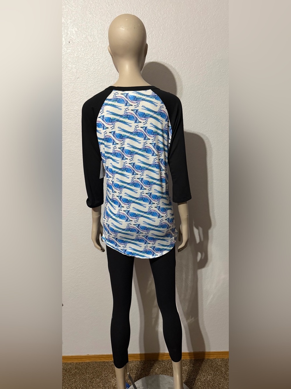 CLOSET CLEAR OUT ON ALL LULAROE MAKE AN OFFER BUNDLE NWT XS BIRD FUN STRETCH 😍 - Picture 10 of 16